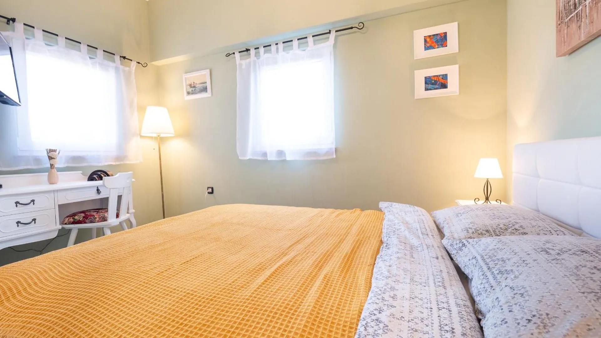 Villa Krasna Kuca For 5 People Near Labin - Rabac With Private Heated Pool Stalije