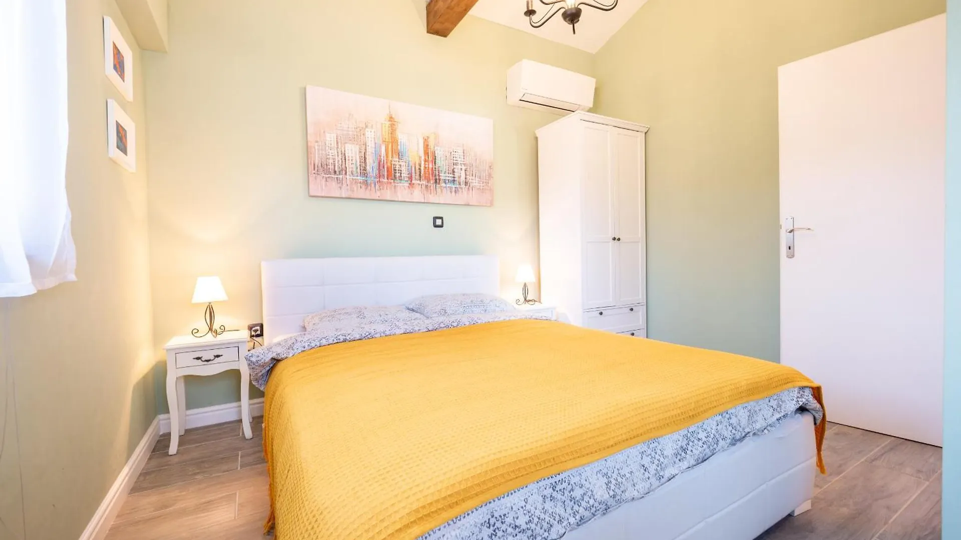 Villa Krasna Kuca For 5 People Near Labin - Rabac With Private Heated Pool Stalije