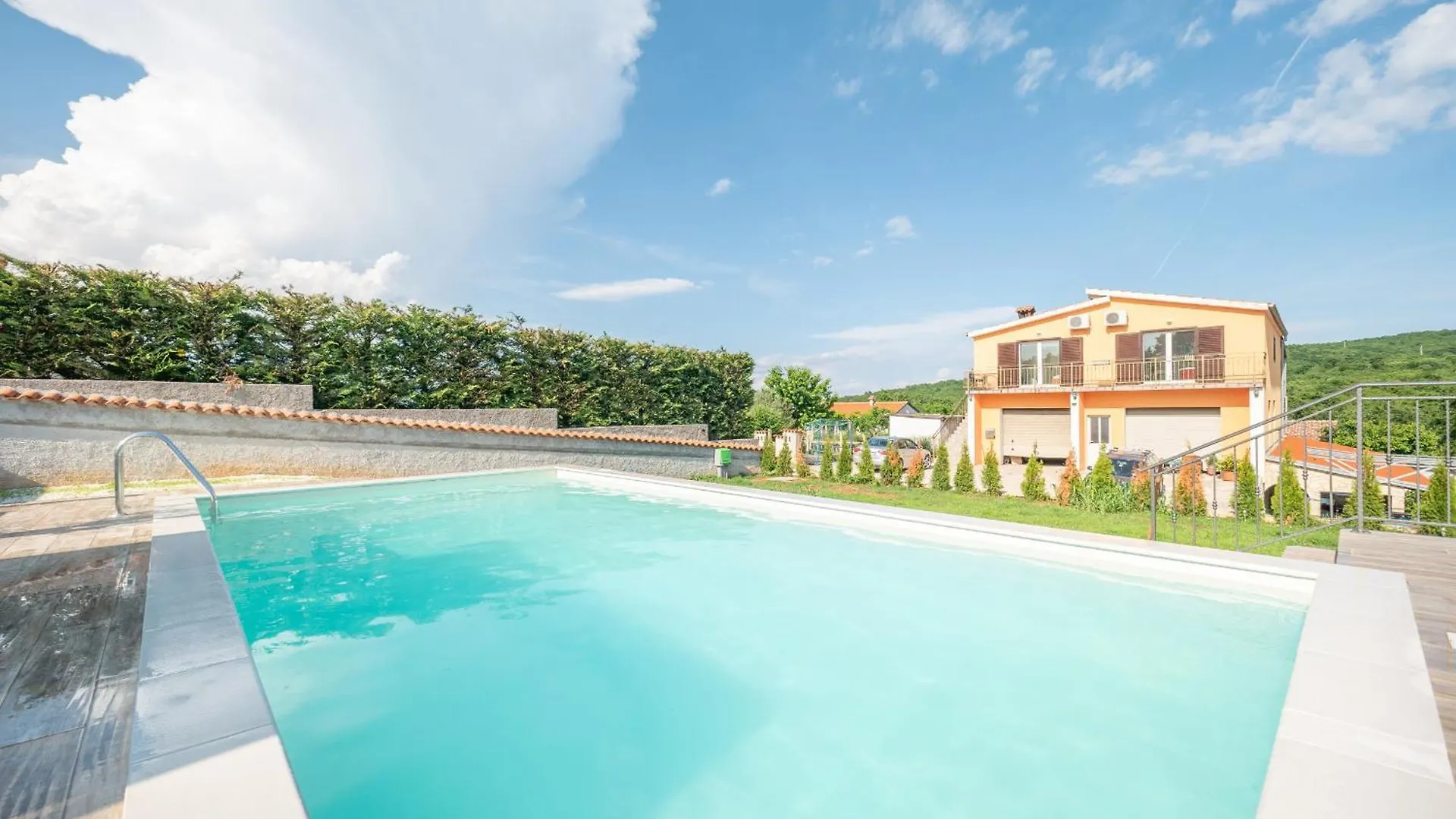 Villa Krasna Kuca For 5 People Near Labin - Rabac With Private Heated Pool Stalije