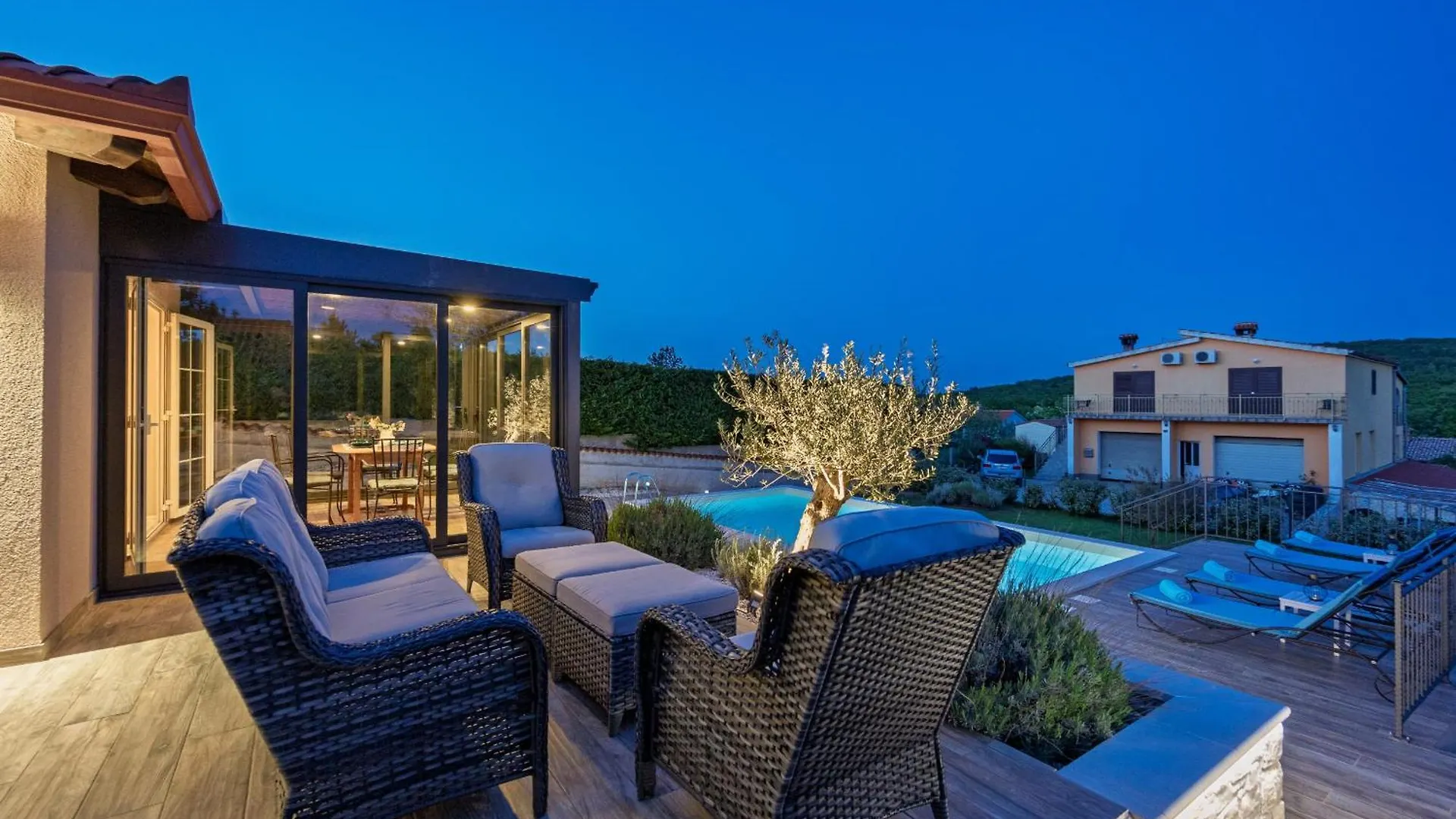 Villa Krasna Kuca For 5 People Near Labin - Rabac With Private Heated Pool Stalije
