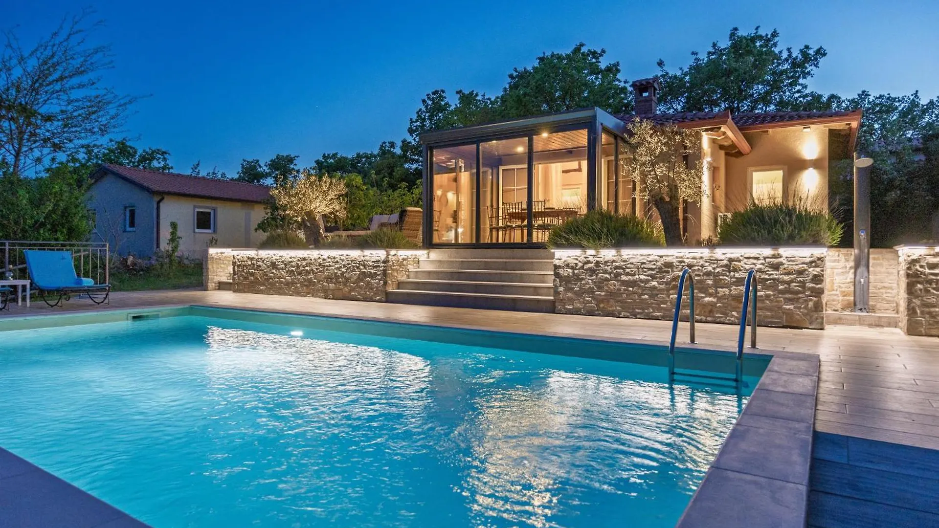 Villa Krasna Kuca For 5 People Near Labin - Rabac With Private Heated Pool Stalije
