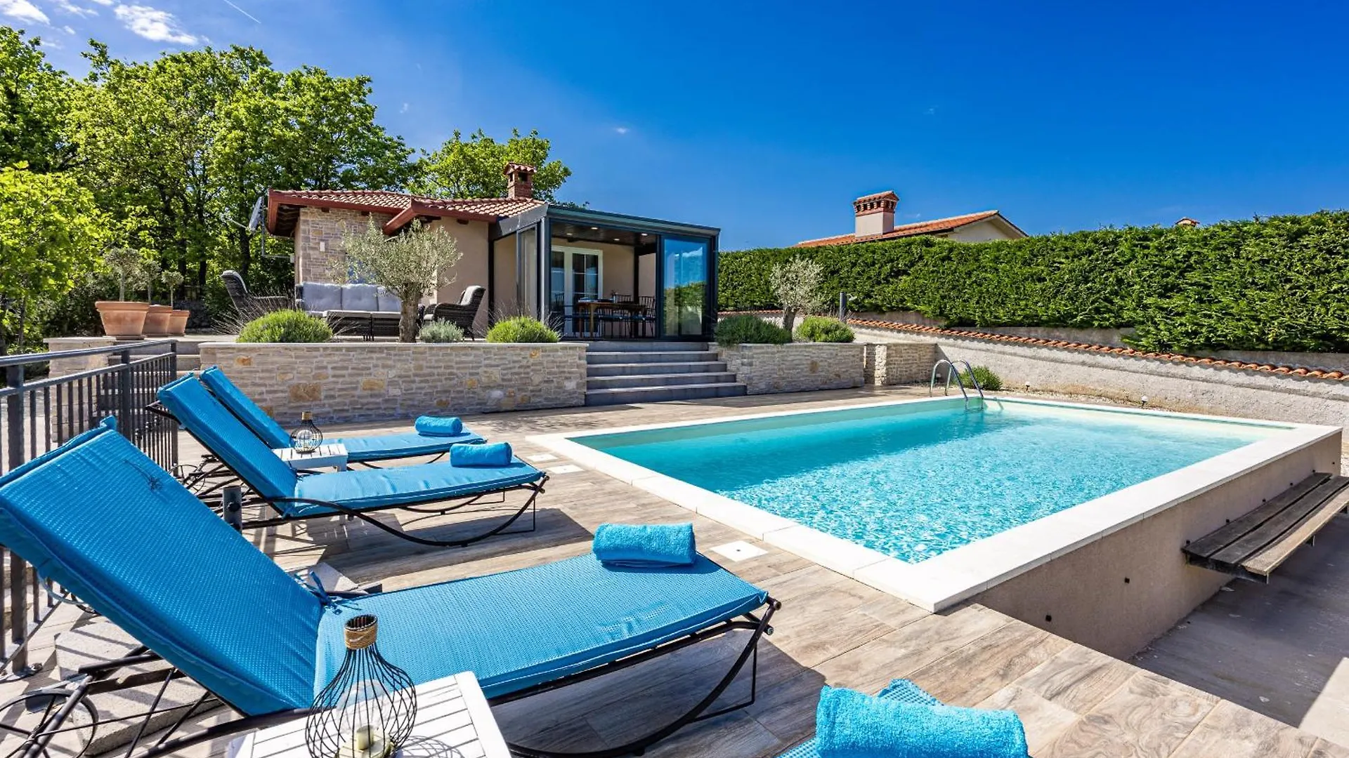 Villa Krasna Kuca For 5 People Near Labin - Rabac With Private Heated Pool Stalije