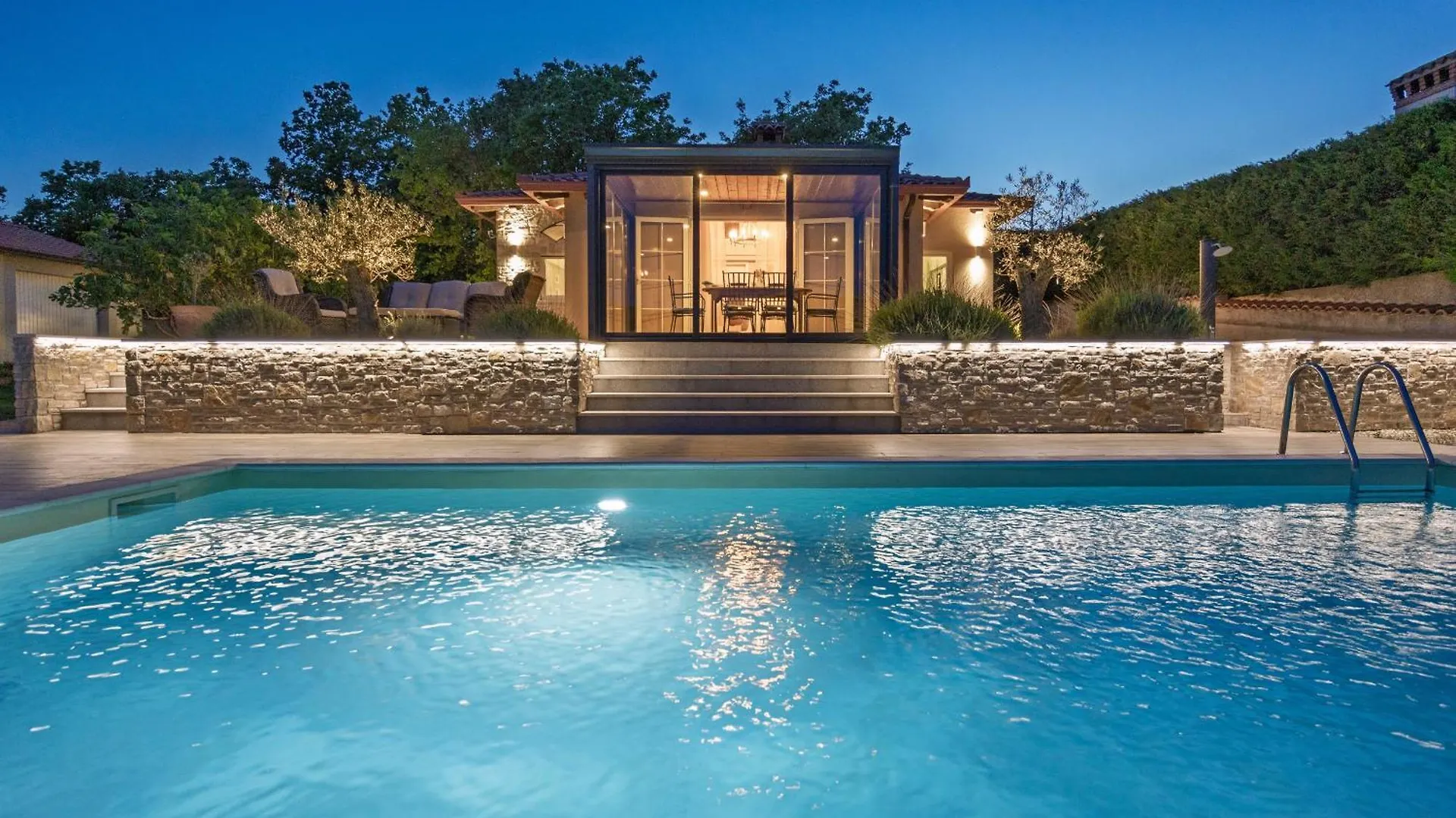 Villa Krasna Kuca For 5 People Near Labin - Rabac With Private Heated Pool Stalije